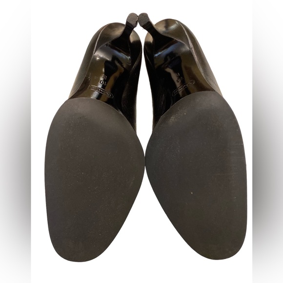 Coach Calf Leather Heels, 10 M - Picture 5 of 7